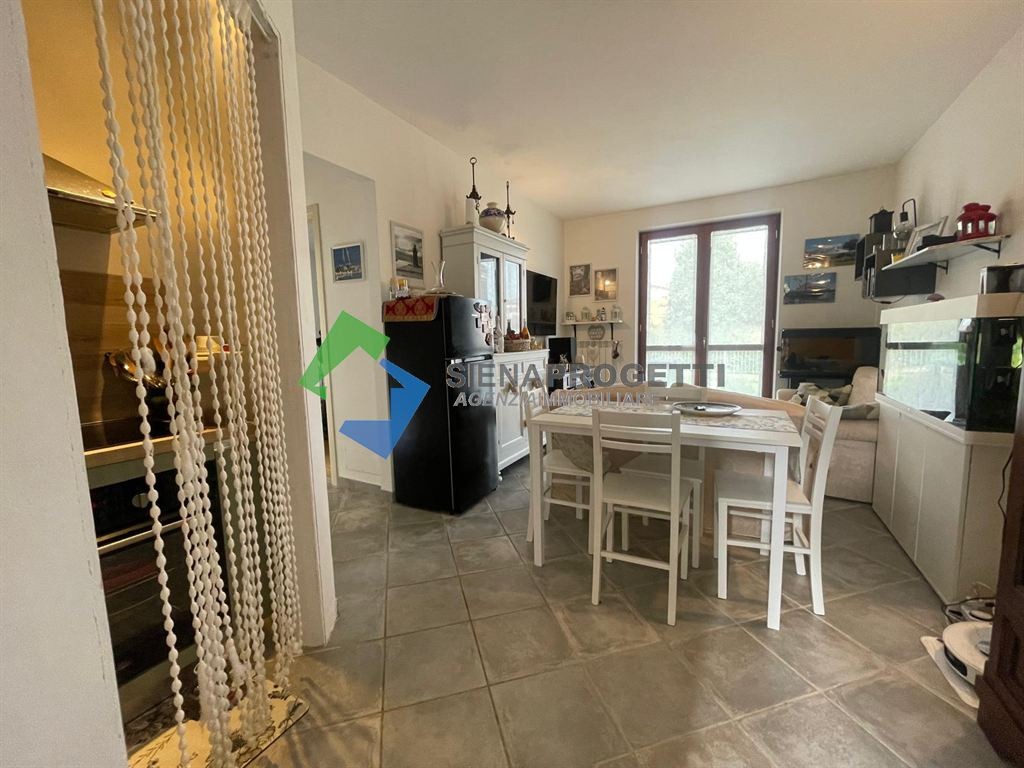 San Rocco a Pilli Appartamento al Piano terreno con resede privato, giardino e garage.